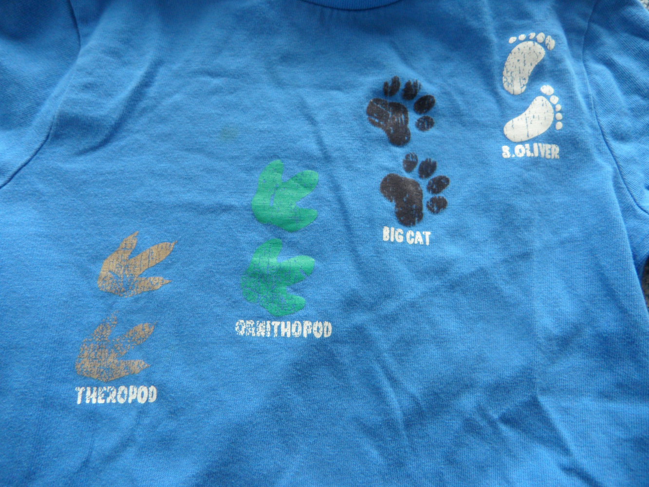 s.Oliver süßes Langarmshirt Lagenlook Fußspur-Druck