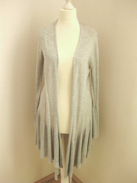Primark Longcardigan hellgrau *neuwertig* Gr. 8 (dt. Gr. 34)