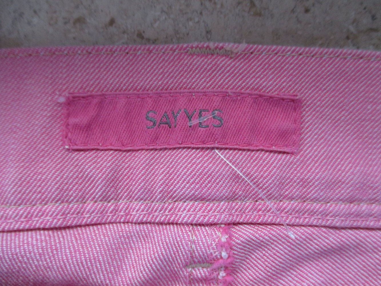 Sayyes, pinke Jeans mit rückwärtiger Buddha Applikation, Gr. 36, NEU