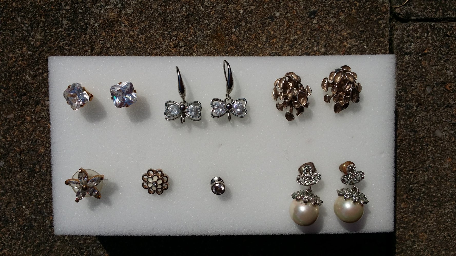 Ohrstecker und Ohrringe - diverse - gebraucht