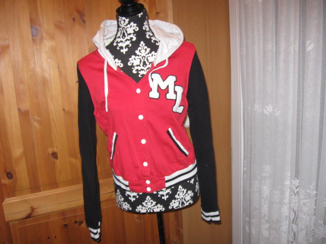 *** Kurz Jacke mit Kapuze ***