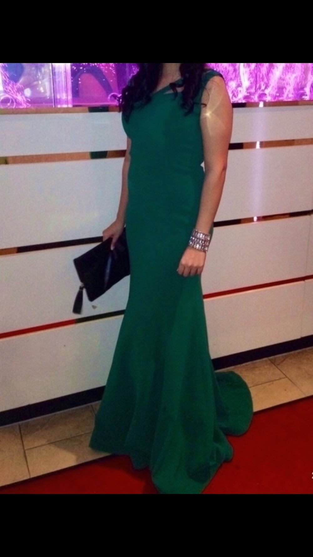 GRÜNES ABENDKLEID tr. Größe 40 