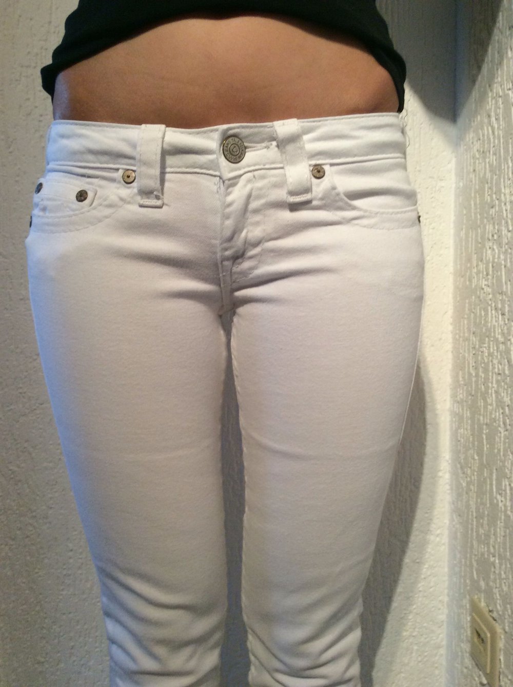 True Religion Größe 26 weiß 7/8 Länge Röhre top Zustand neuwertig 