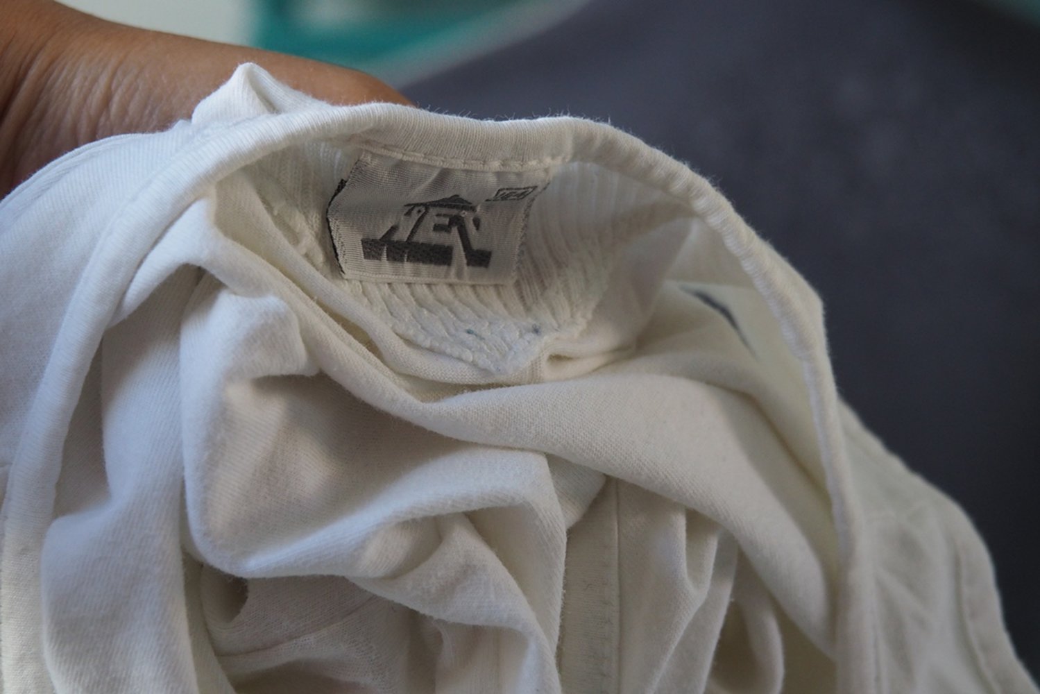 weißes Top Gr. 164 mit Knöpfen