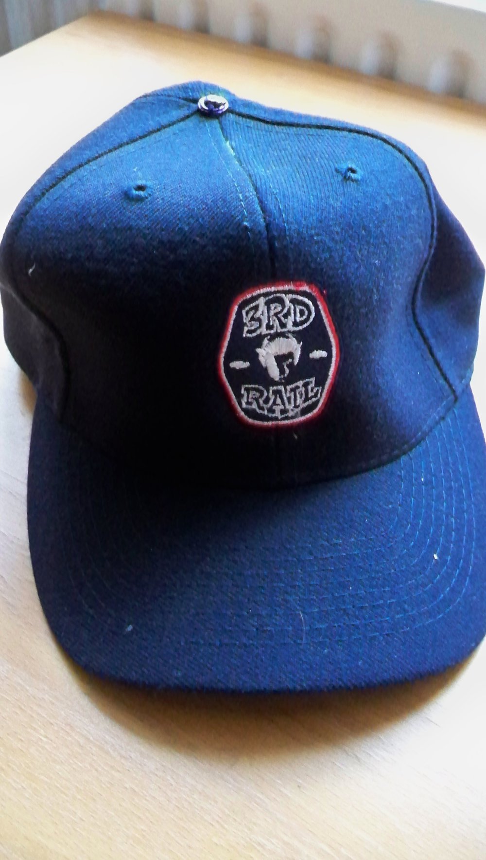 3rd Rail Cap original !
