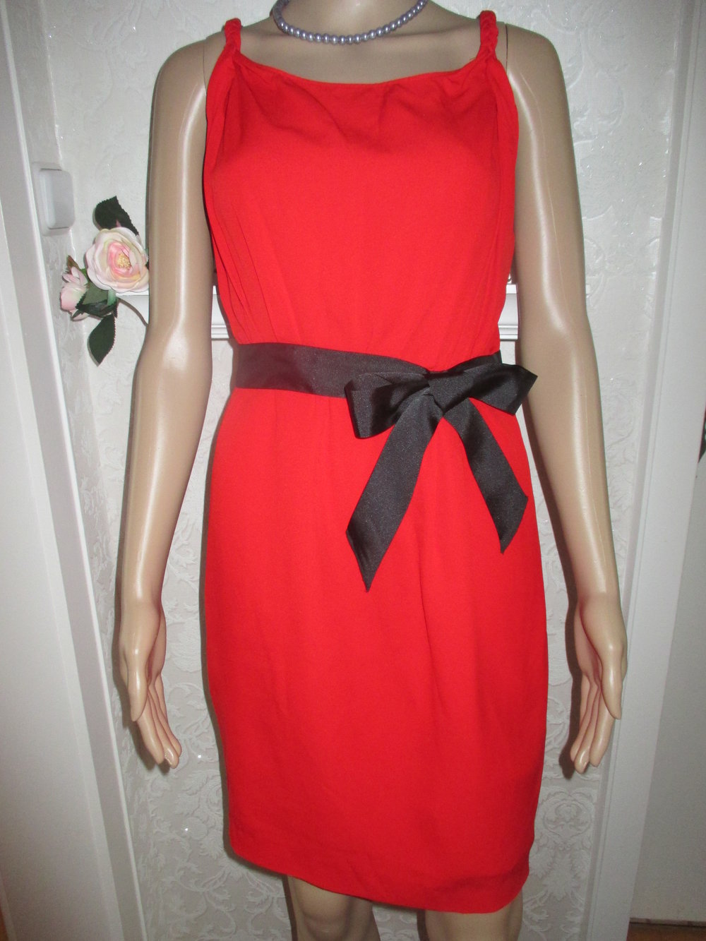NEU * 50er Style * Abend * Ausgeh * Cocktail * Seiden Gorgette * Spaghetti Träger * Kleid mit Schleife ''MOSCHINO'' Gr. 34- 36/ XS- S * rot * schwarz *