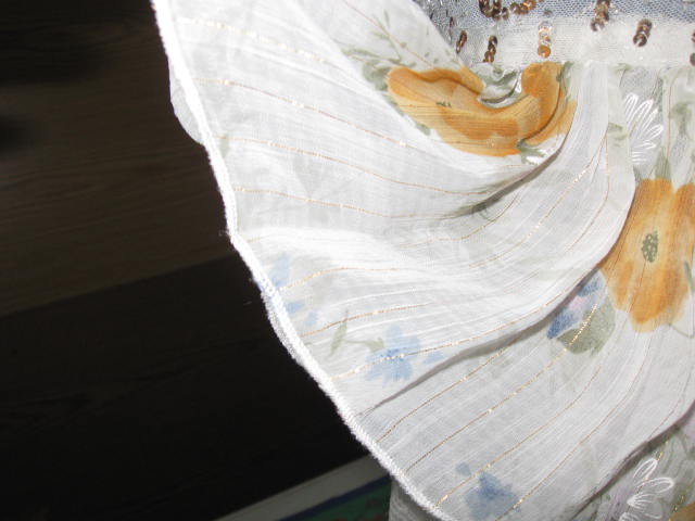 *** Jeans ~ Rock ~ Spitze ~ Pailetten ~ Lurexfäden ***