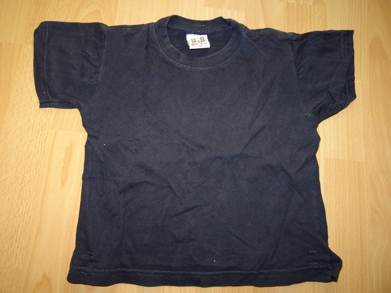 Dunkelblaues T-Shirt Gr. 104