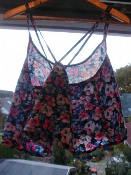 Croptop von Hollister Blumen