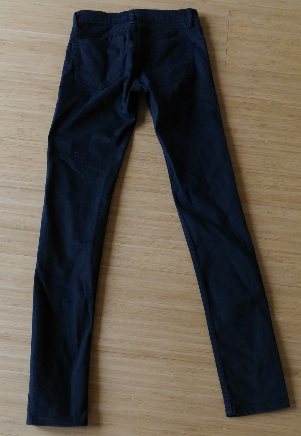 schwarze Jeans W26 Long