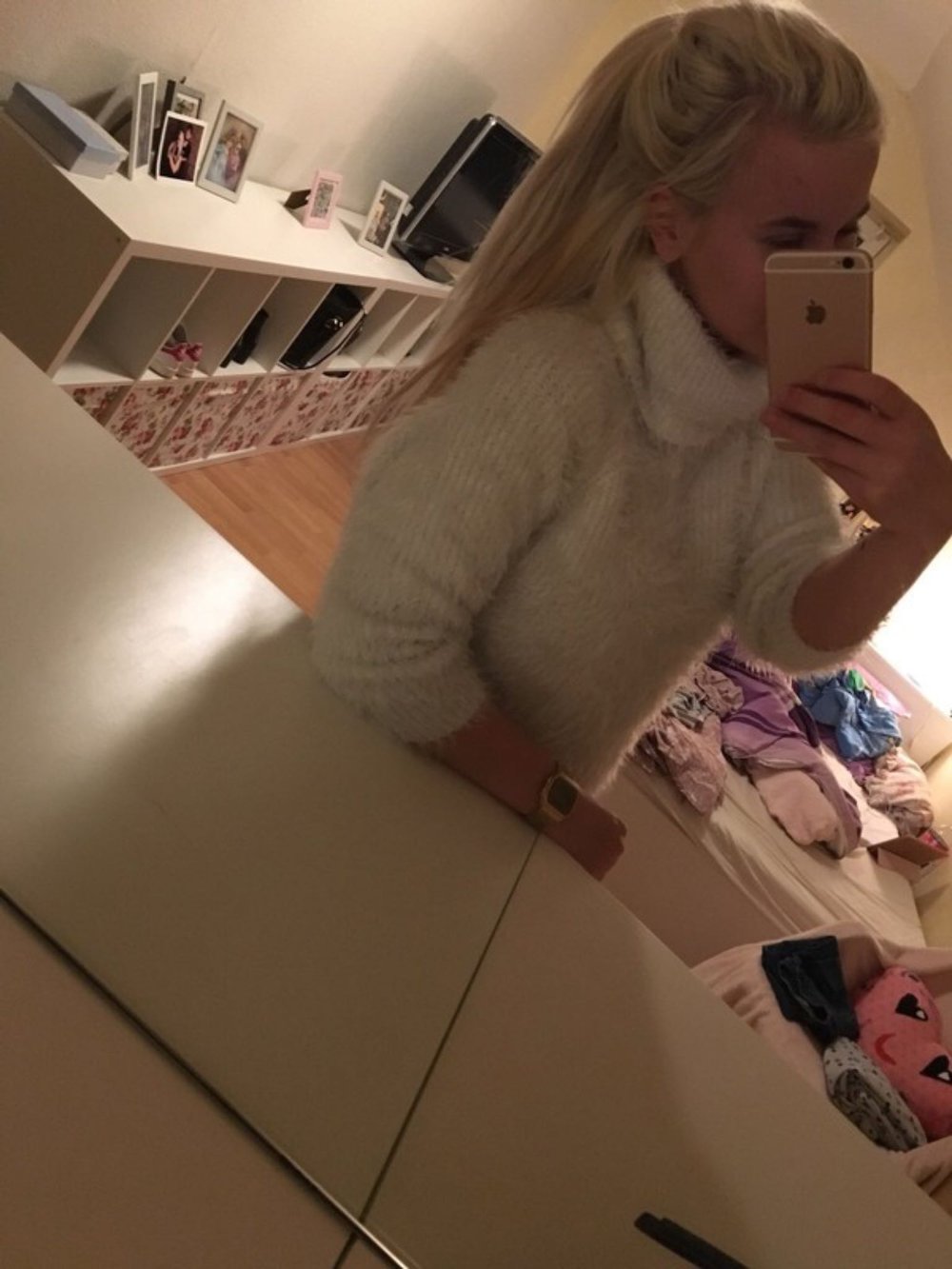 Weißer, flauschiger Pullover H&M 