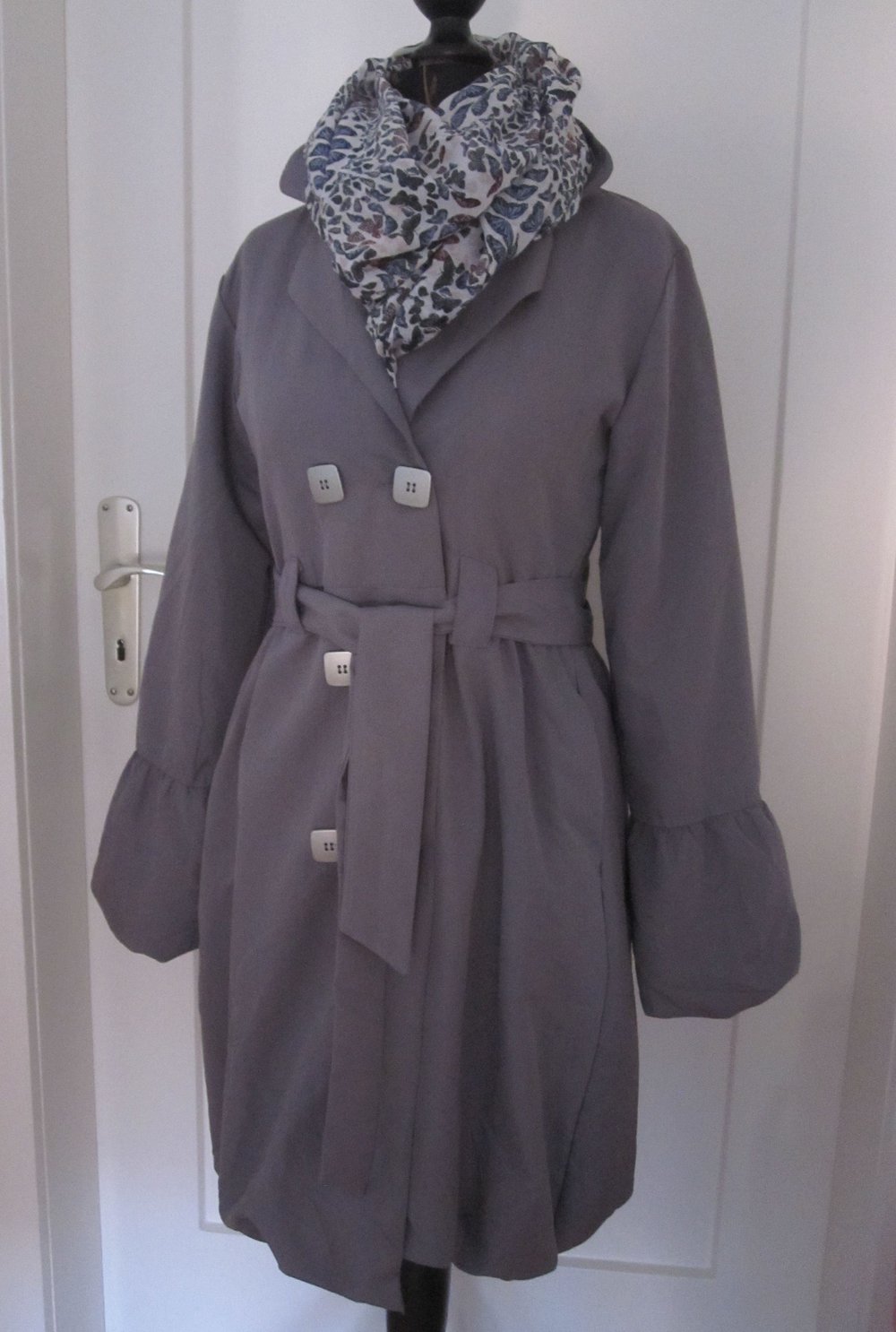 Leichter Mantel, Frühling, Trenchcoat, so noa, S 38, 3 Suisses, Ballonschnitt