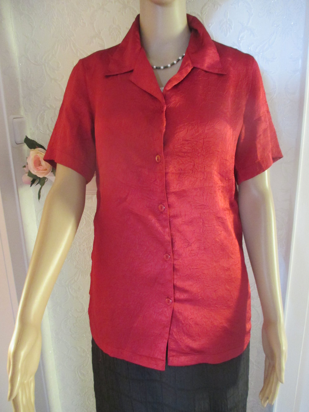 NEU * Business * Freizeit * Abend * Ausgeh * Seiden- Satin * Chrinkel- Optik * Hemd- Bluse * kurzarm 