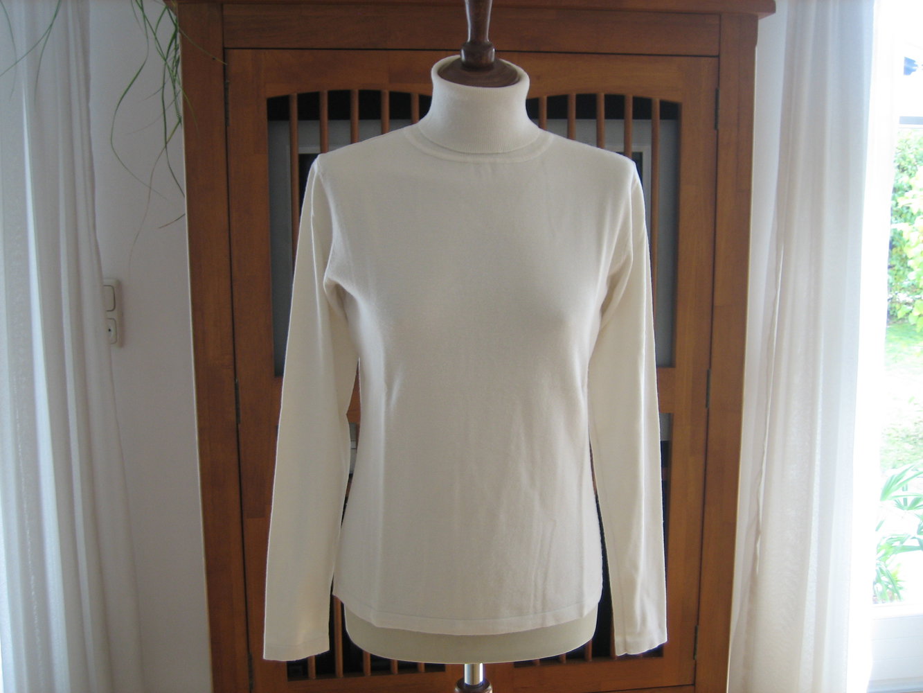Kuschelweicher Strick-Pullover Gr. 42, kombistarkes, edles off-white - trageangenehm!