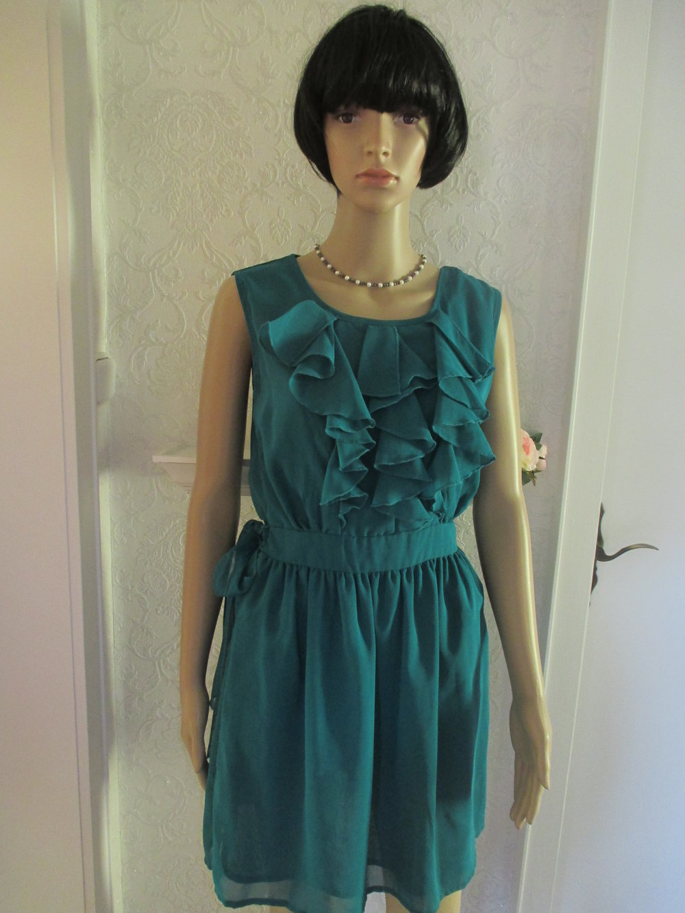 NEU Cocktail Abend Ausgeh Seiden- Chiffon Volant Kleid 