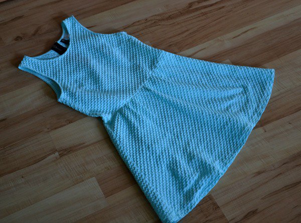 Kurzes H&M Mini Skater Kleid Sommer Skaterkleid mint pastell 34 36 XS S Reißverschluss