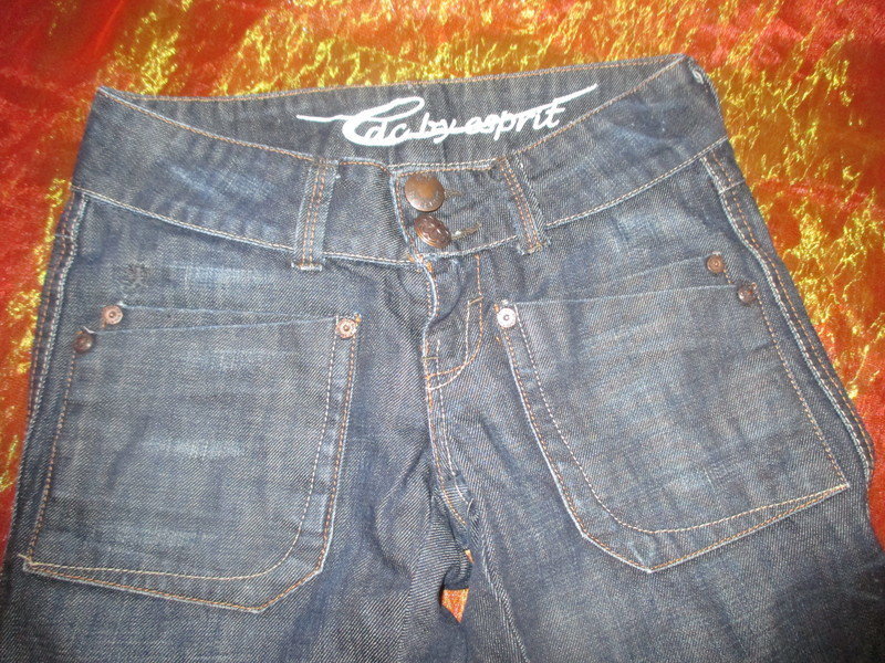 NEU * Bootcut * Jeans- Hose 