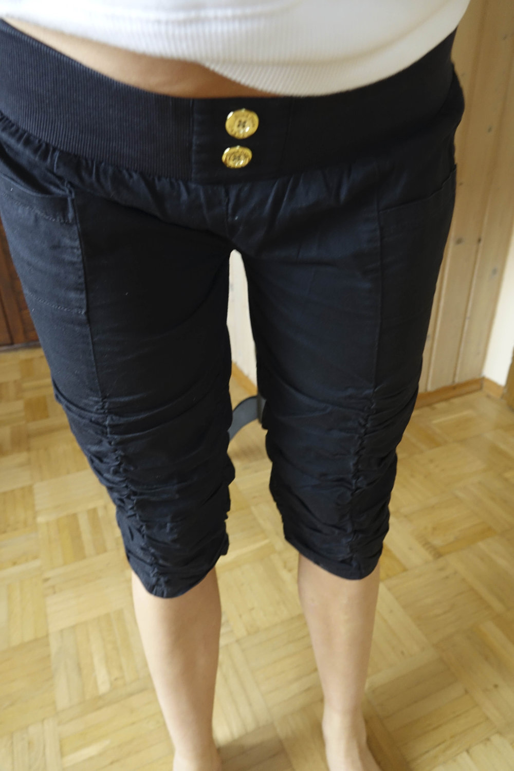 Bequeme Capri mit Riffelung