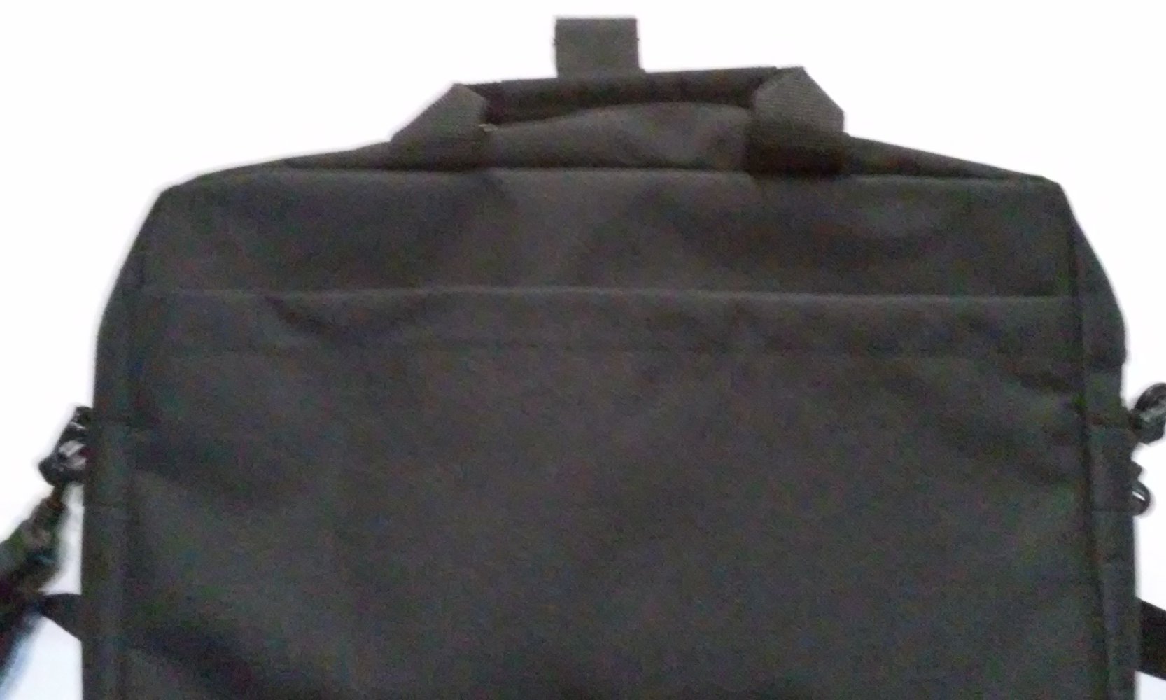 Notebooktasche Laptoptasche Schultasche Aktentasche aus robustem Polyester mit Zubehörfächern und verstärkten Polsterwänden - schwarz 