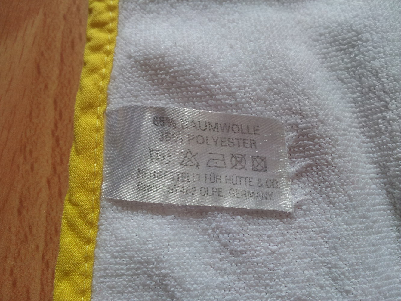 Lätzchen Löwe weiß gelb orange Klettverschluss NEU 