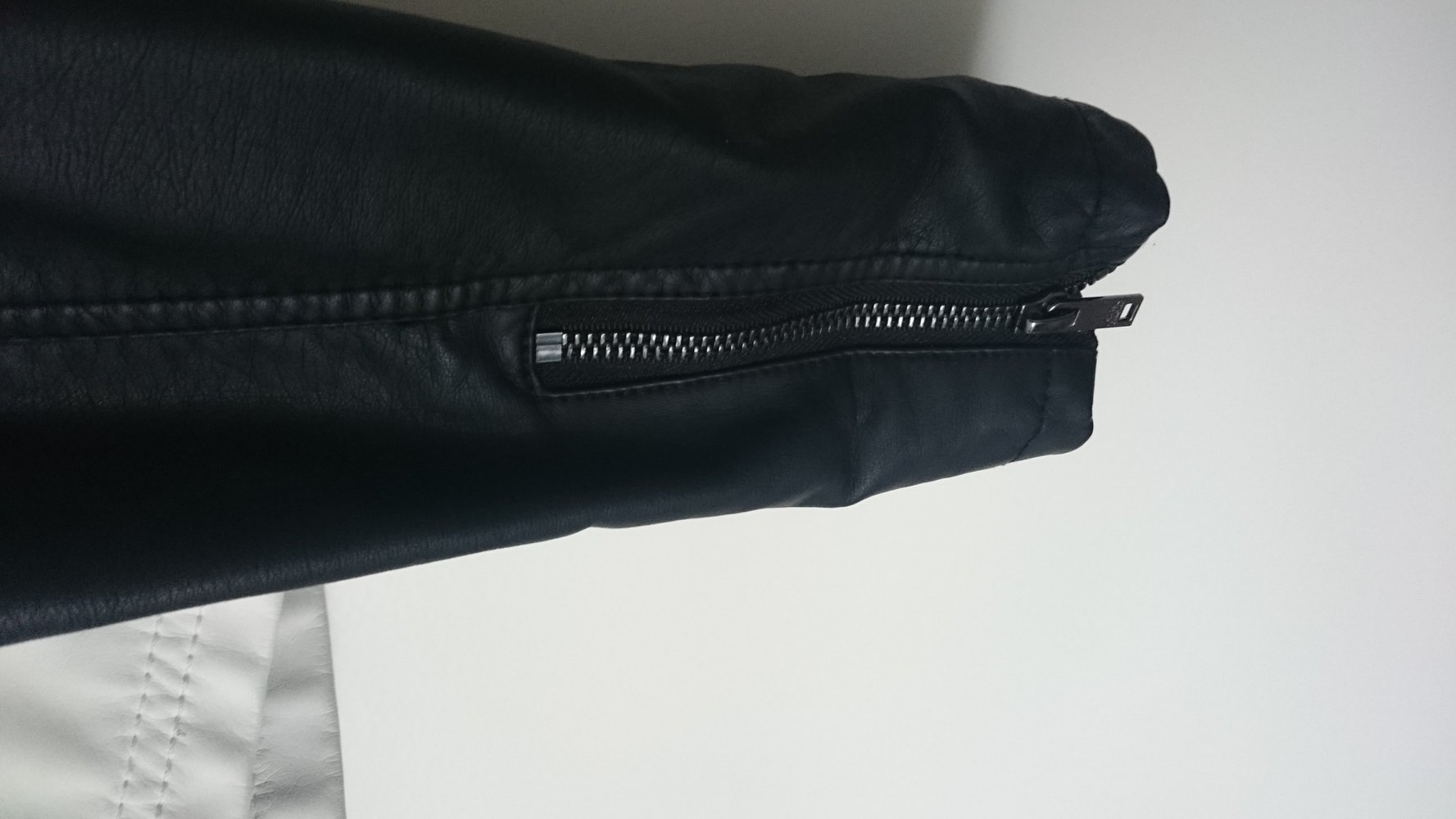 Lederjacke imitat, s/w, Ann Christine, Größe 36