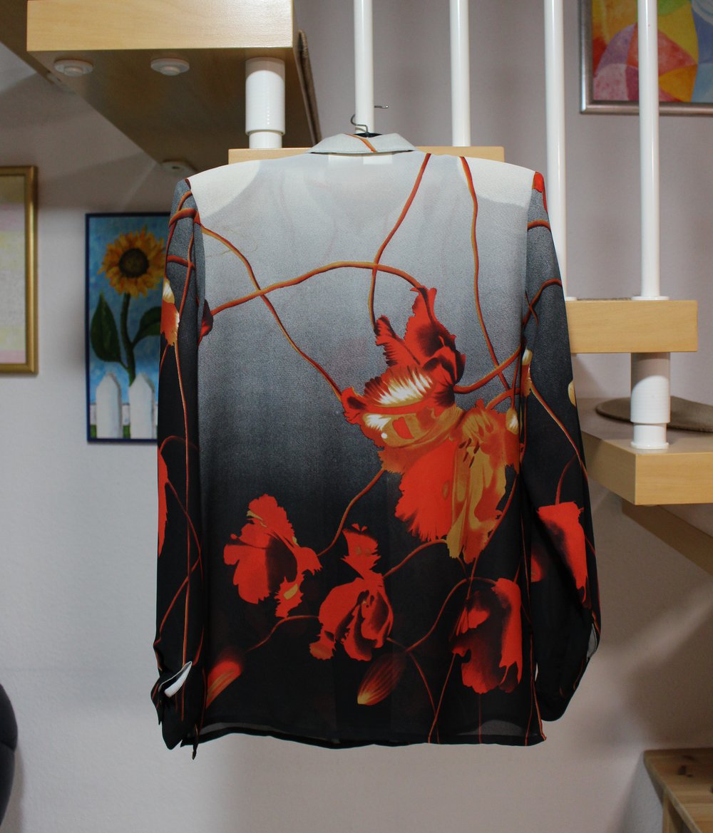 342. Retro-Bluse mit Schal/Schleife von Chris JB, Gr. 38-40