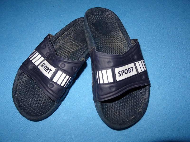 Badeschuhe Gr. 29/30 Badeschlappen blau