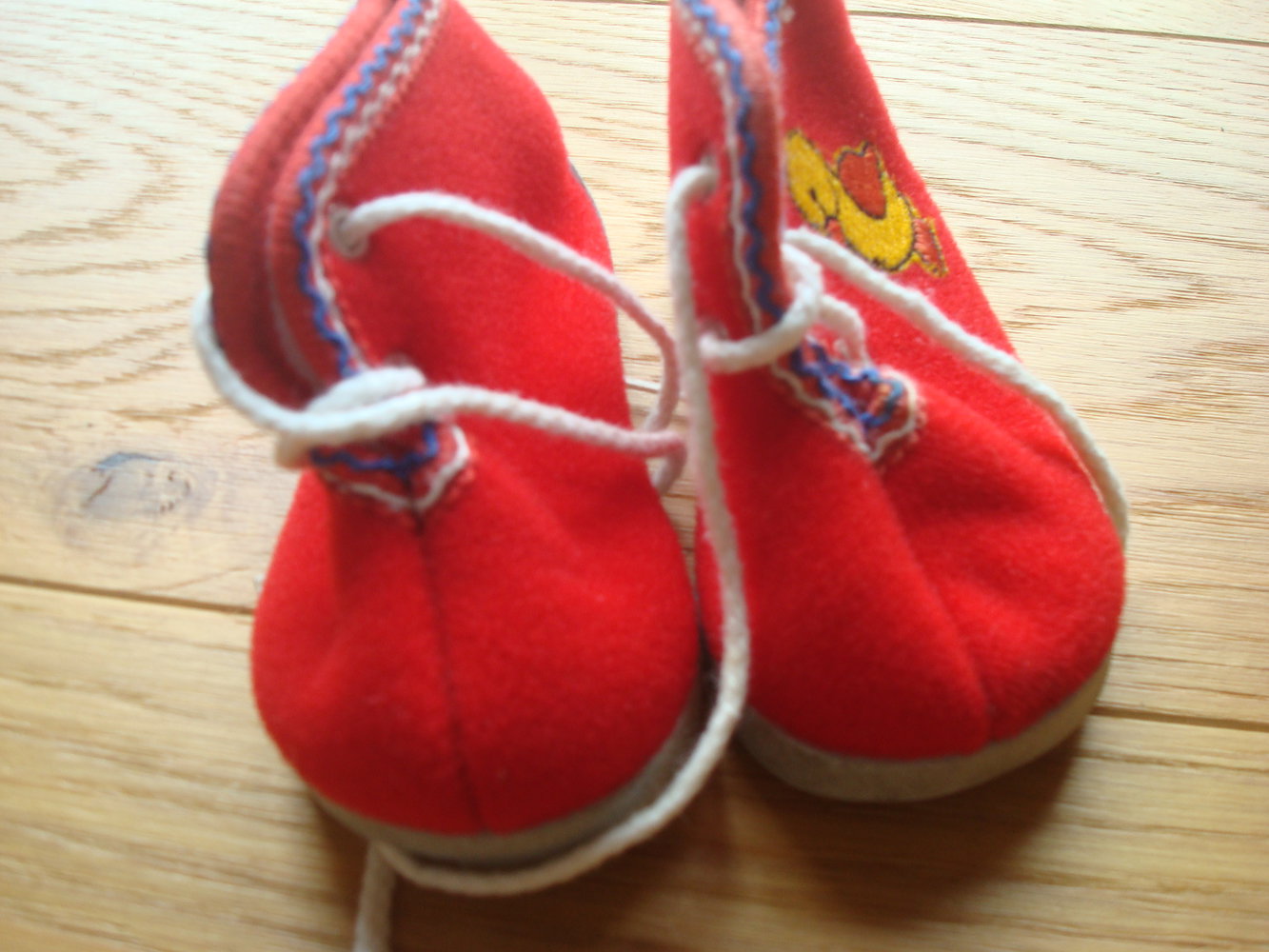 Hausschuhe, Lauflernschuhe rot unisex Gr. 18