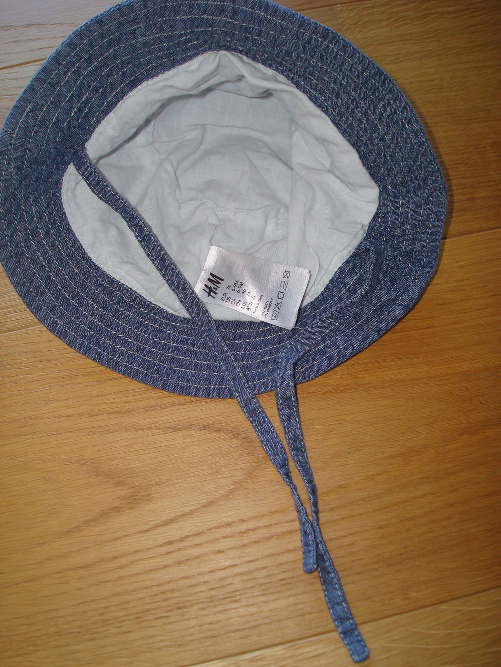 schicker Jeanshut für Mädchen mit Bindebändern