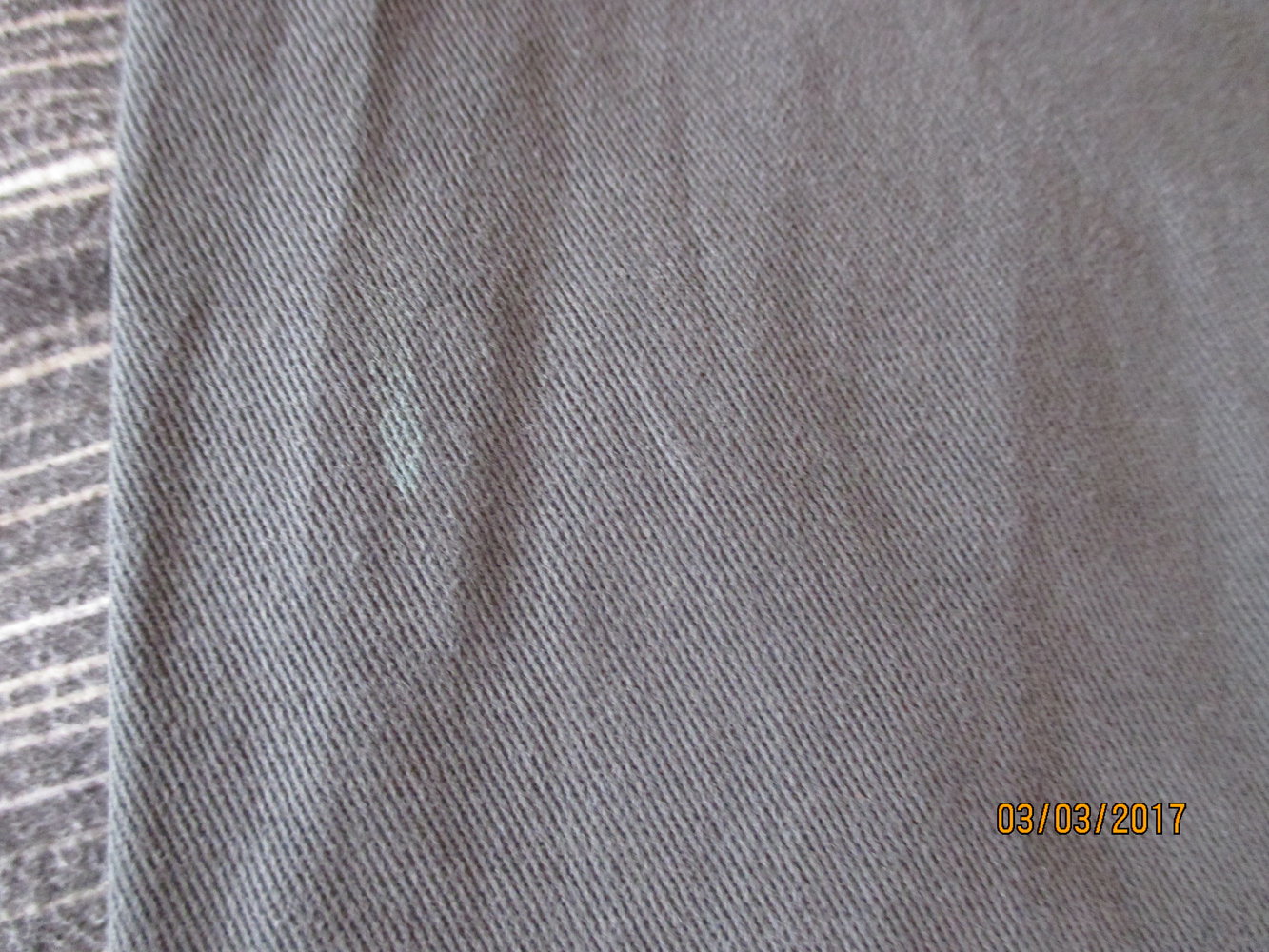 Lange dunkelgraue Hose von Only, Gr. S