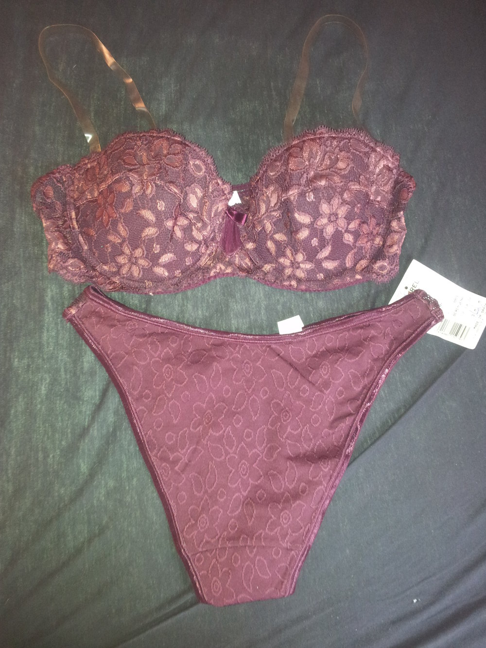 Garel Hanna dunkles Lila Set BH 80A/B, Slip M