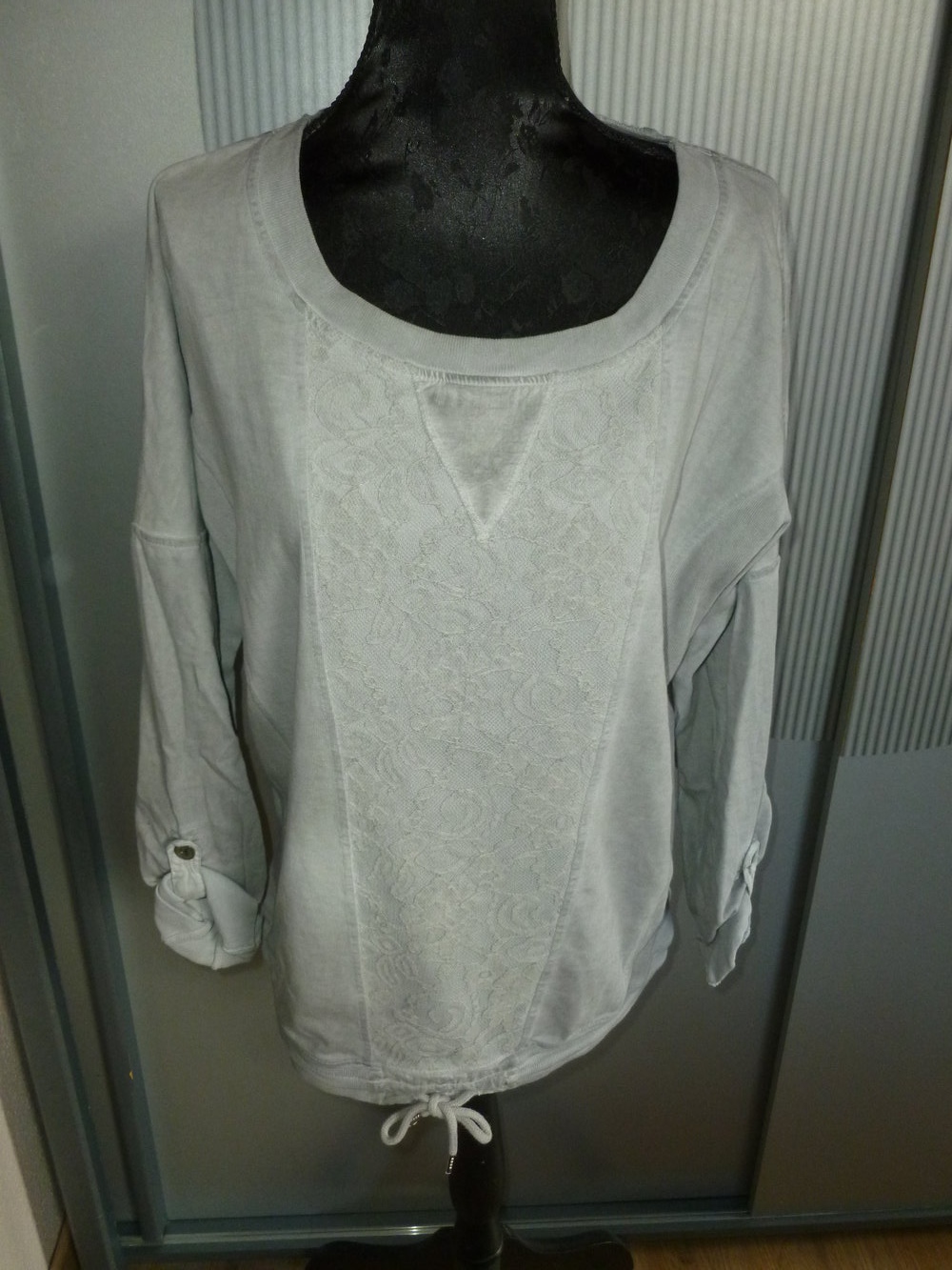 Pullover grau Spitze Andrea Vincenti