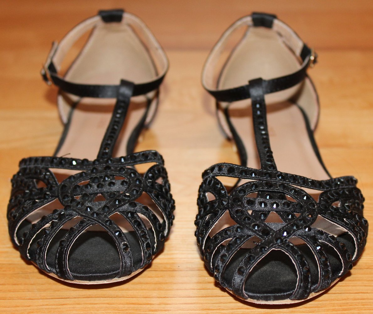 schwarze Sandalen mit Glitzersteinen, Sofia Loes, Größe 36