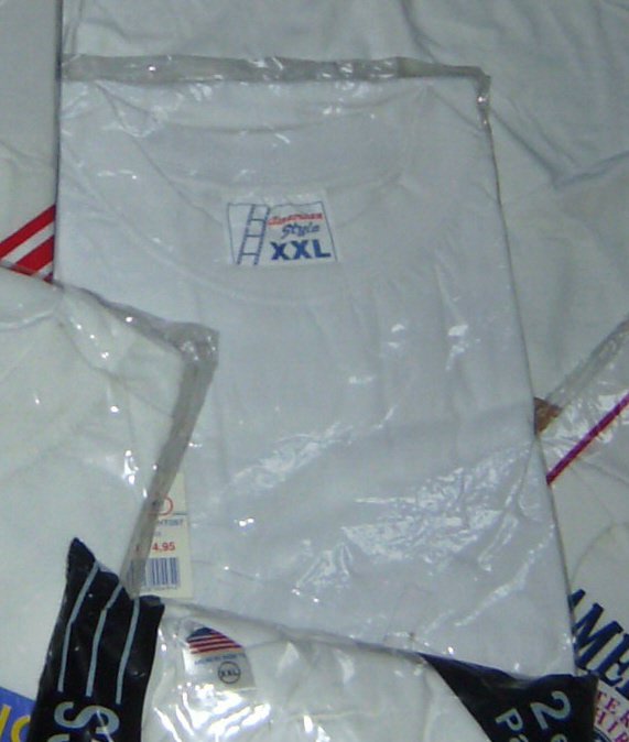 Verschenke! T-Shirt Ungetragen! Basic Shirt, American Style XXL, weiss, Kurzarm an Sammelbesteller zu Wareneinkauf