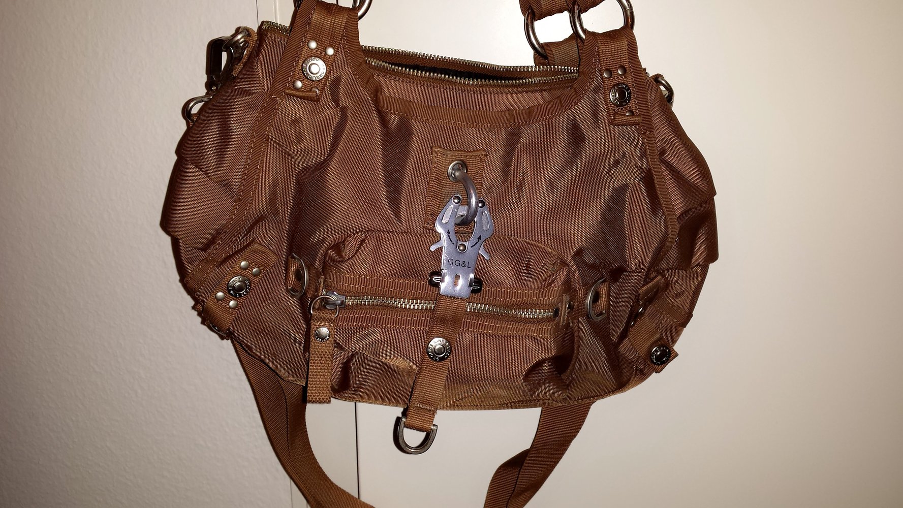 GGL George Gina & Lucy Tasche 