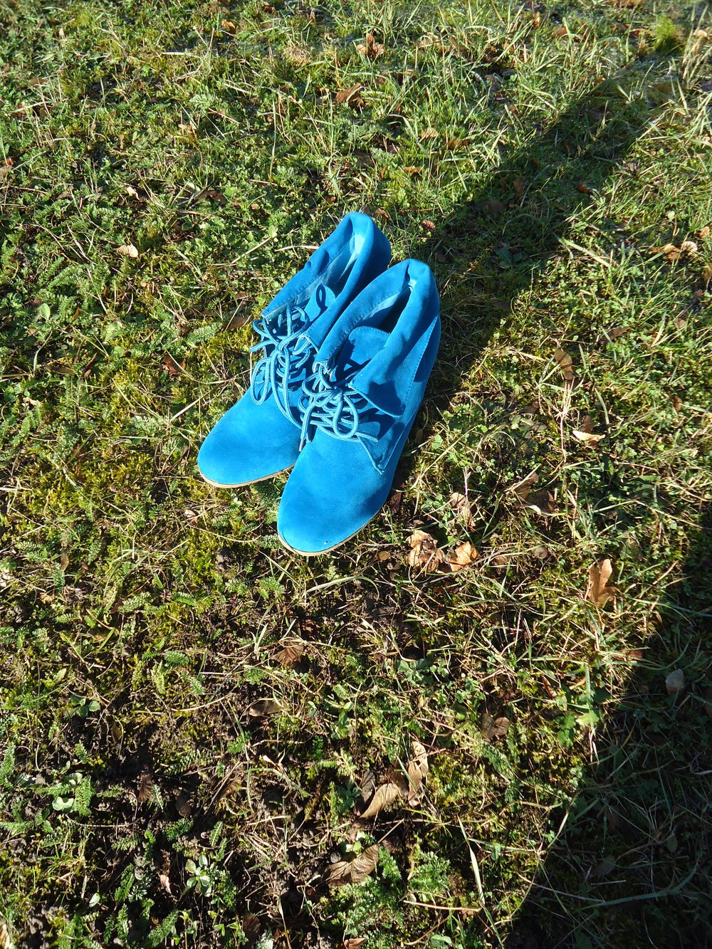 Schnürboots mit Keilabsatz