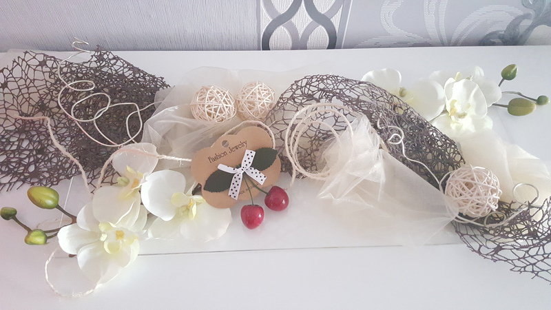 Haarschmuck Haarklammer Rockabilly Rockabella Kirschen Schleife Rot Weiß