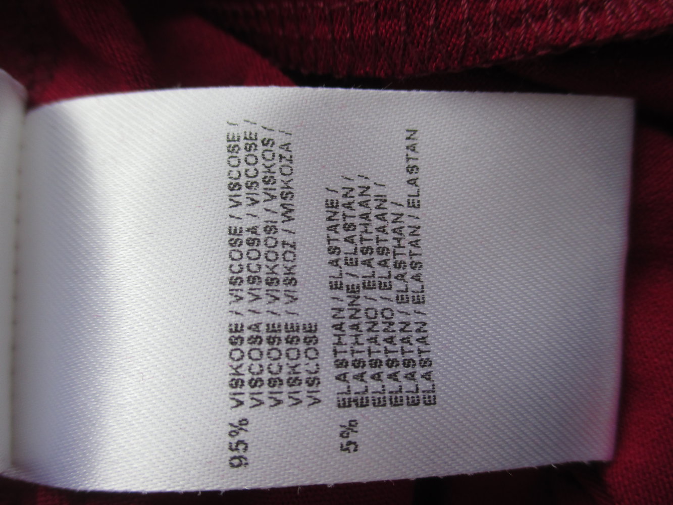 Even & Odd, Shirtkleid in XS, mit Flechtgürtel, beere