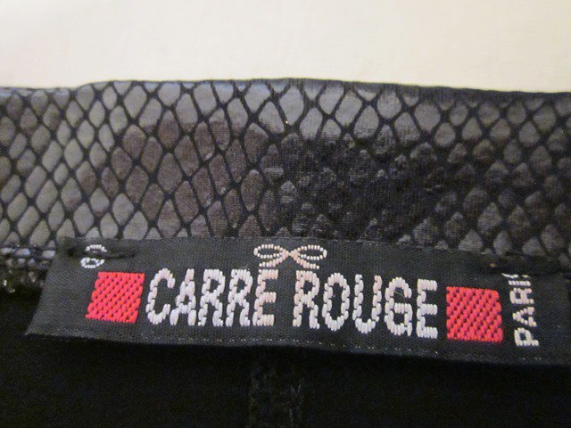 Leichte Jacke in Schlangenlederoptik