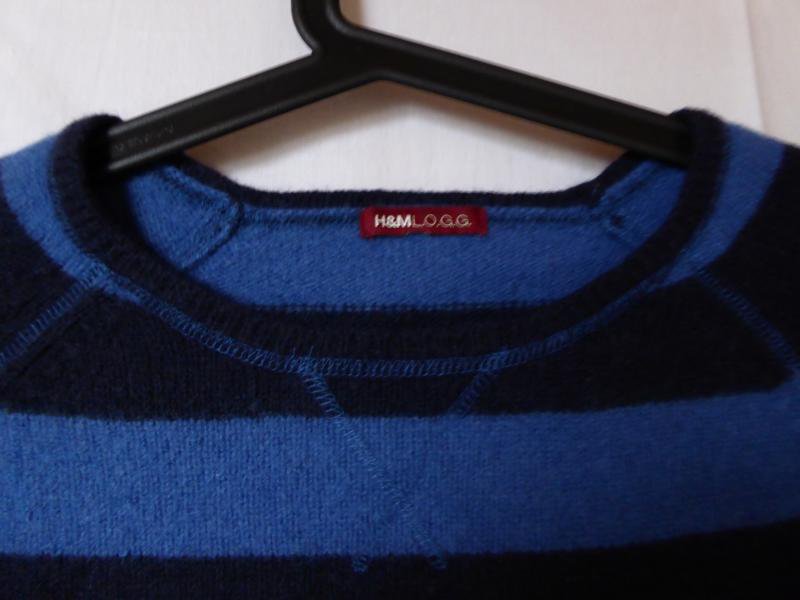 Blau-gestreifter (zwei Blautöne) Pullover aus Lammwolle von H&M