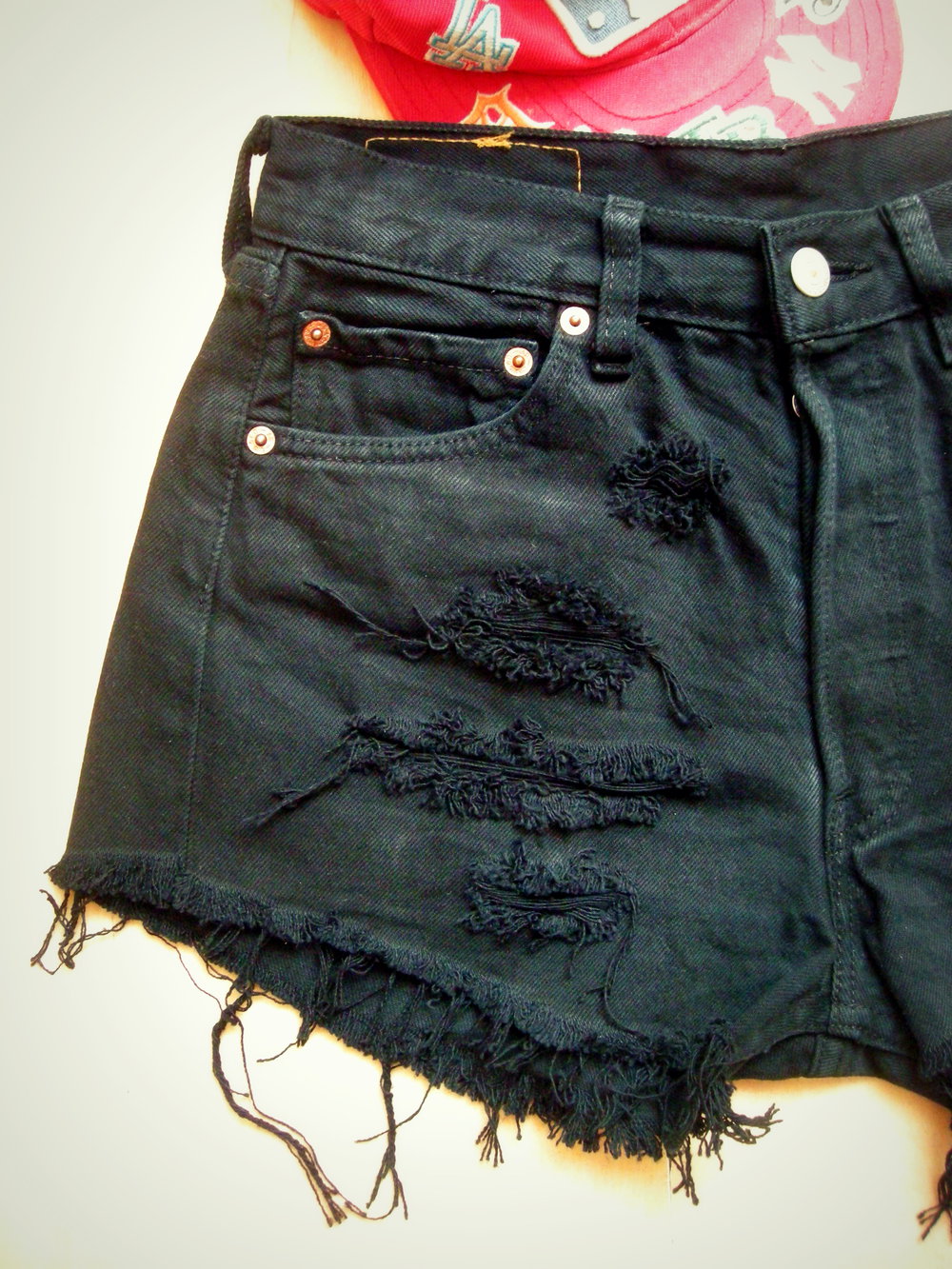 Levis 501 Shorts Vintage Jeans High Waist Blogger DIY hot pants XS-S 34 - UNIKAT
