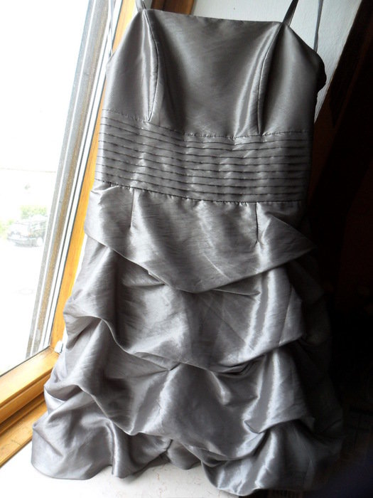 BonPrix Cocktail Kleid Volant silber grau metallic