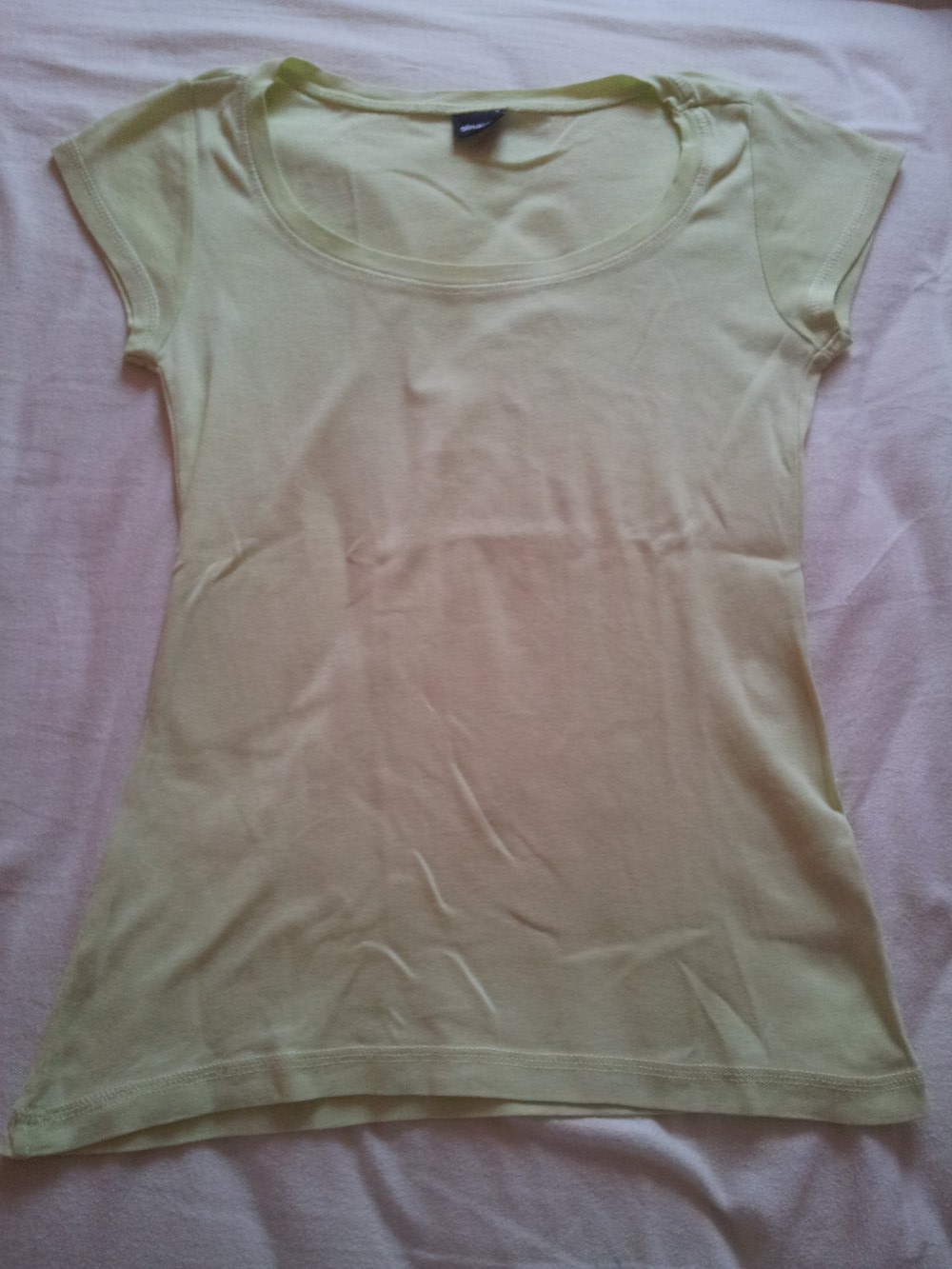  Top Shirt Gina Tricot gelb hellgelb Pastellgelb blassgelb