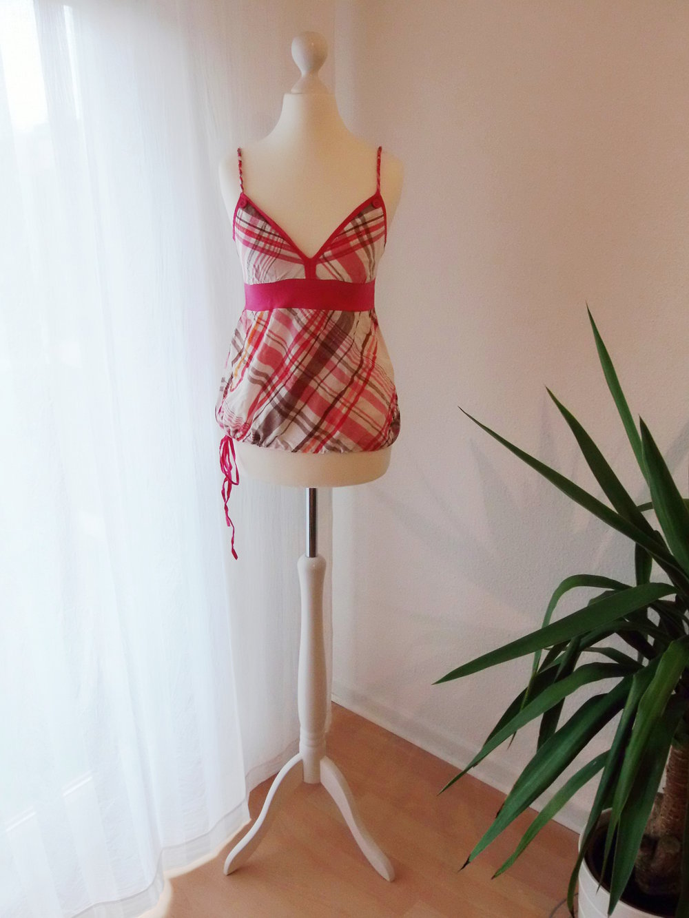 04) Kariertes Top Bändel (Protest)