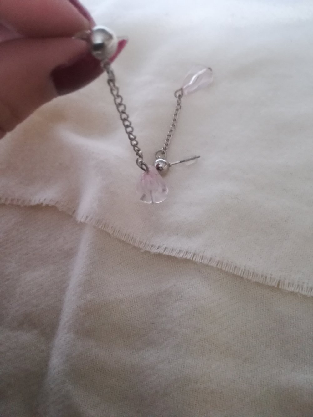 Silberne Hängeohrringe