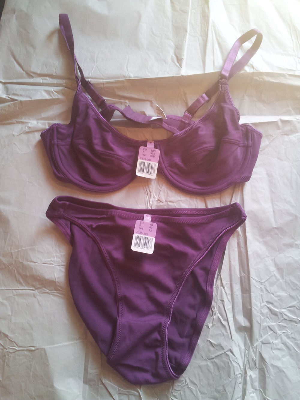 BH und Slip Set in Lila, 80B und 40