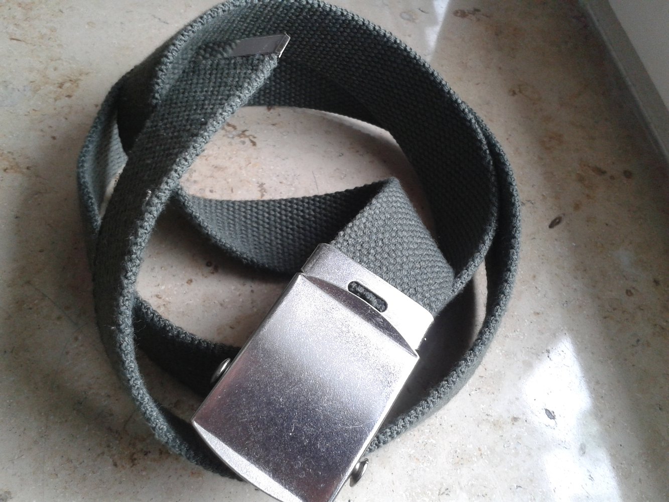 Stoffgürtel in Kakigrün