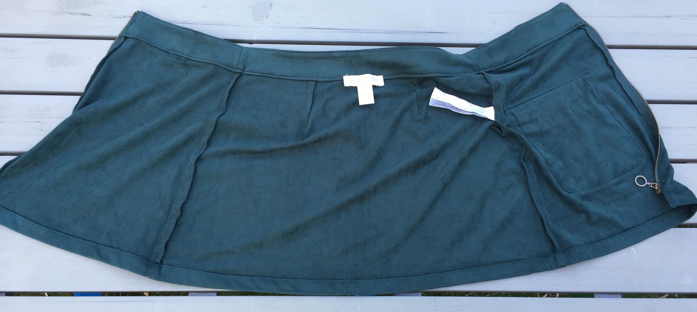 NEU: FOREVER 21 Minirock Wickelrock ZIPPER Gr. XS