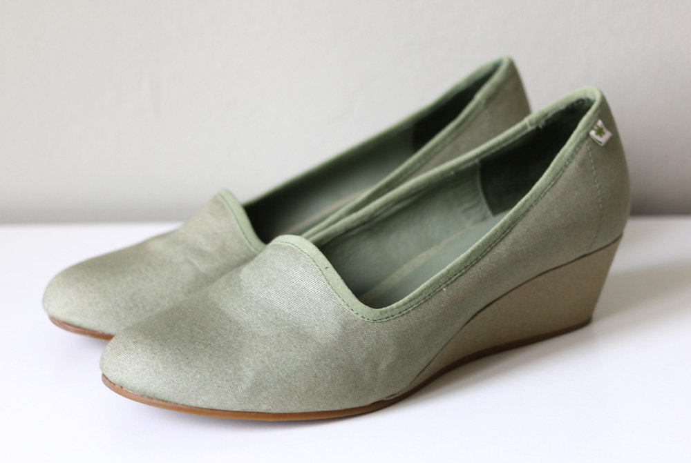 Flip Flop Damen Pumps Wedges Schuhe hellgrün Gr. 38 *Ungetragen*