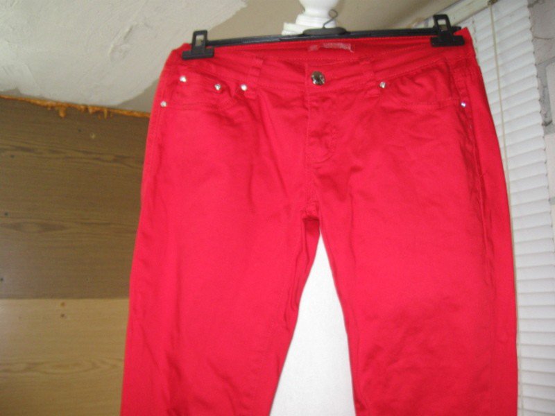 *** Auffällige Röhren Jeans ***